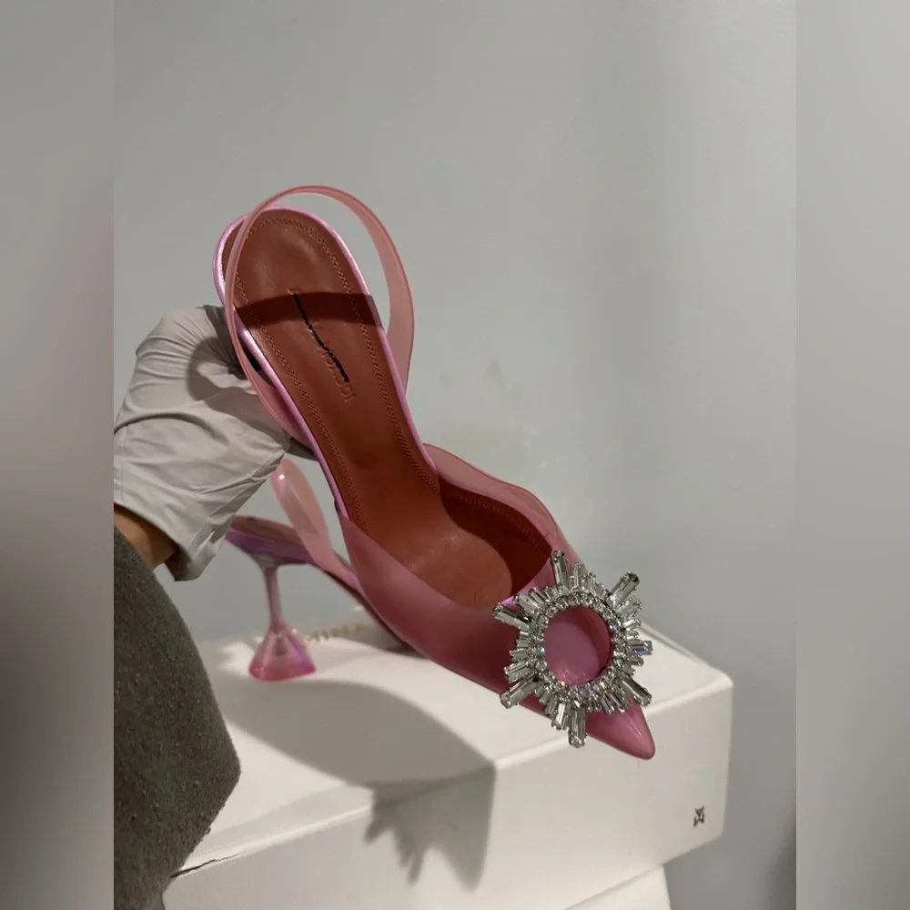 $1105 AMINA MUADDI
Begum sling crystal embellished pink pvc pumps size 36 - Picture 11 of 15